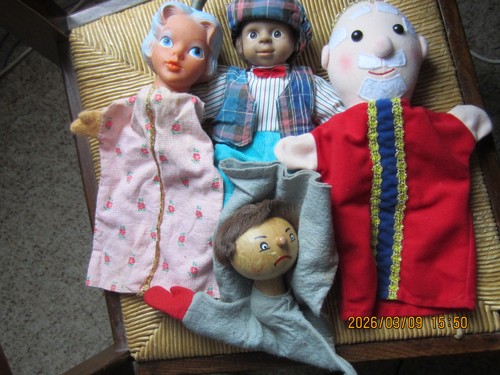 Kasperle theater handpuppen - ,
