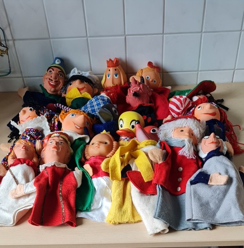 Schöne alte handpuppen - alte,